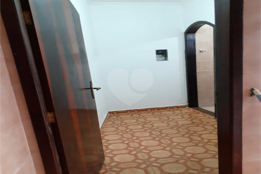Casa à venda com 3 quartos, sendo 2 suítes, em Parada Inglesa, São Paulo, SP