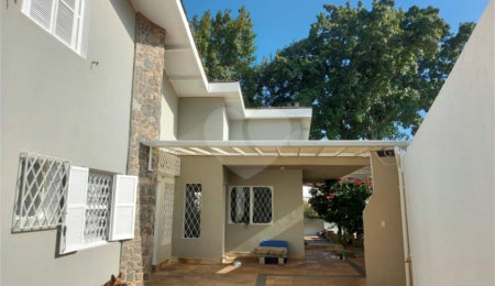 Casa à venda com 4 suítes em Jardim Londrina, São Paulo, SP
