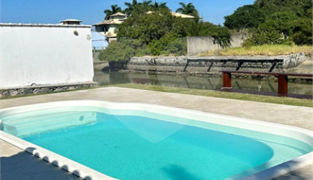Casa à venda com 3 quartos, sendo 2 suítes,  em Marina, Armação dos Búzios, RJ