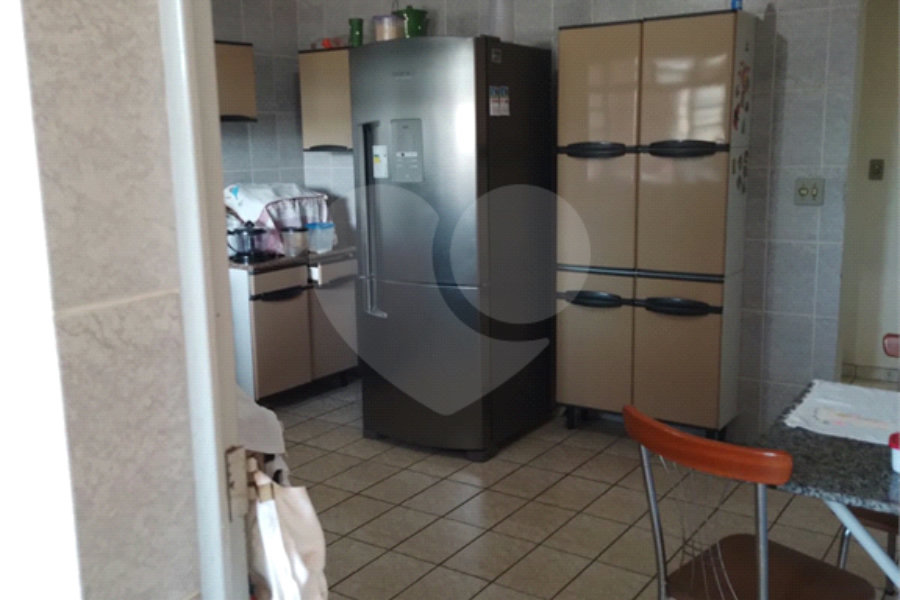 Sobrado à venda com 2 quartos em Jardim Peri, São Paulo, SP