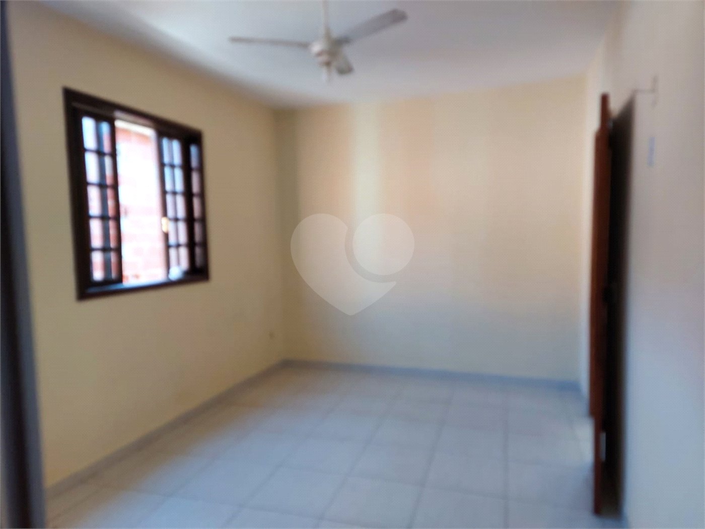 Casa à venda com 3 quartos, sendo 1 suíte, em Campo Grande, Rio de Janeiro, RJ
