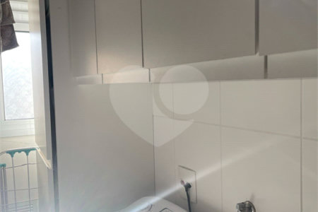 Apartamento à venda com 3 quartos, sendo 1 suíte, em Aclimação, São Paulo, SP