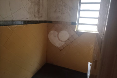 Casa Térrea à venda com 4 quartos em Vila Pita, São Paulo, SP