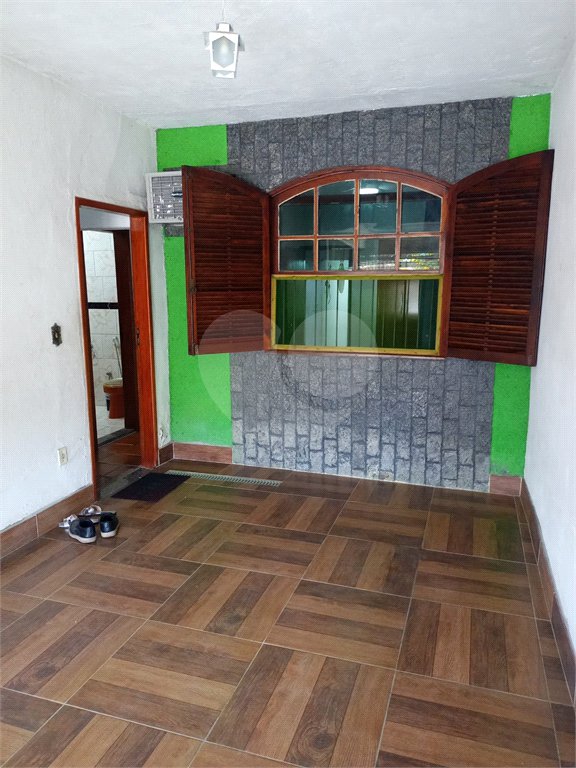 Casa à venda com 2 quartos, sendo 3 suítes, em Senador Vasconcelos, Rio de Janeiro, RJ