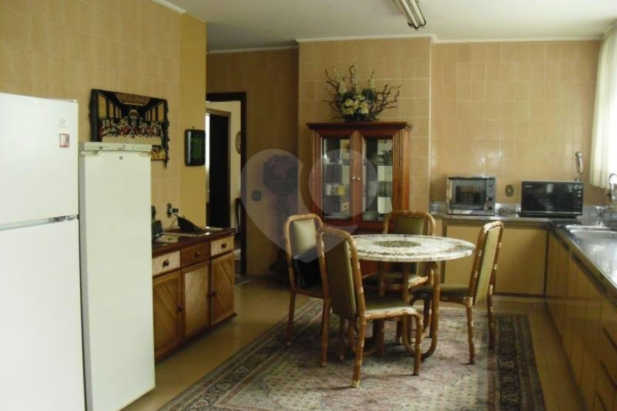 Apartamento à venda com 4 quartos, sendo 2 suítes, em Bela Vista, São Paulo, SP