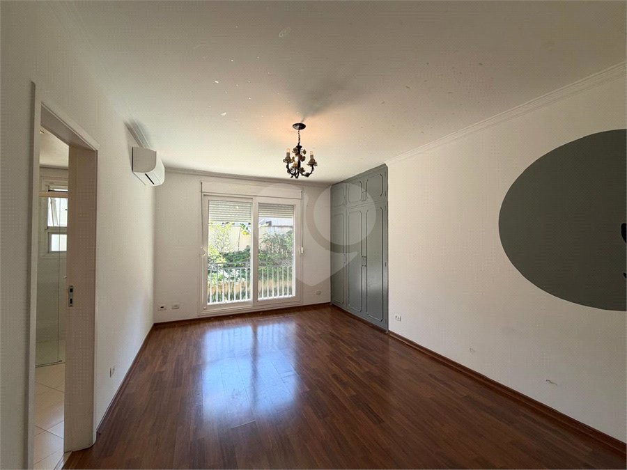 Casa à venda ou para alugar com 4 quartos, sendo 3 suítes, em Alto da Boa Vista, São Paulo, SP