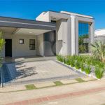 Casa à venda com 3 quartos, sendo 1 suíte, no condomínio Residencial London Park, Indaiatuba - SP