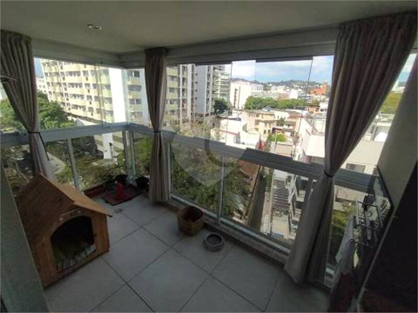 Cobertura à venda com 3 quartos, sendo 2 suítes, em Praça da Bandeira, Rio de Janeiro, RJ