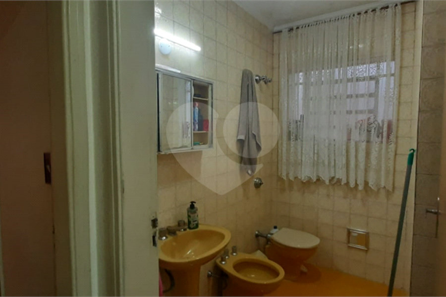 Sobrado à venda com 3 quartos, sendo 1 suíte, em Tremembé, São Paulo, SP