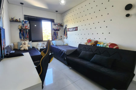 Casa à venda com 4 quartos, sendo 1 suíte, no condomínio Sun Lake, Sorocaba - SP