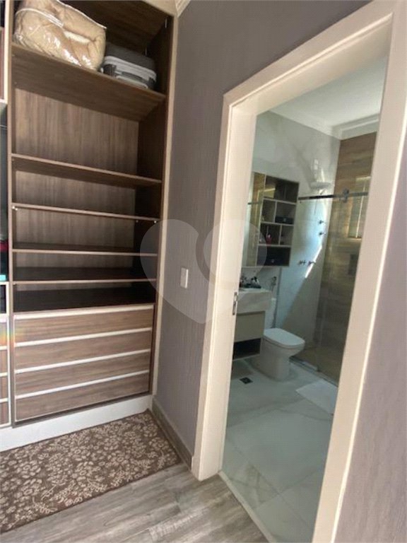 Casa à venda com 3 suítes no condomínio Campos do Conde I, Paulínia - SP