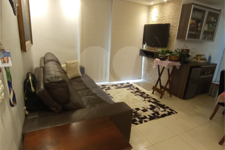 Apartamento à venda com 3 quartos, sendo 1 suíte,  em Horto Florestal, São Paulo, SP