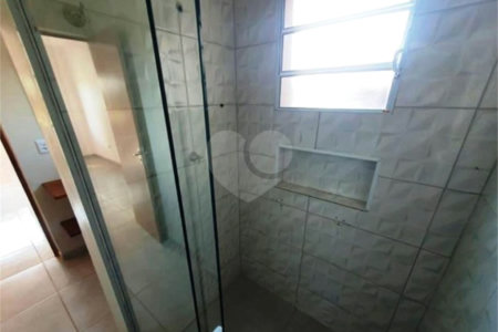 Casa à venda com 3 quartos, sendo 1 suíte, no Centro, Ouro Fino, MG