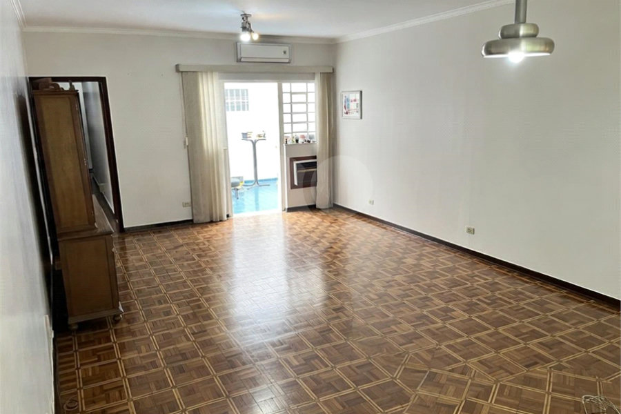 Sobrado à venda ou para alugar com 3 quartos, sendo 2 suítes, em Santana, São Paulo, SP