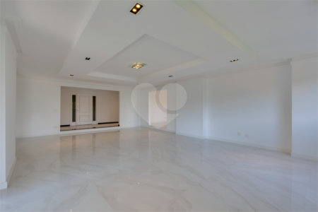 Apartamento à venda com 4 suítes em Jardim Marajoara, São Paulo, SP