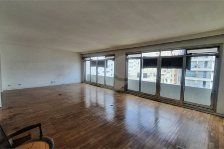 Apartamento à venda com 3 quartos, sendo 2 suítes, em Jardim Paulista, São Paulo, SP