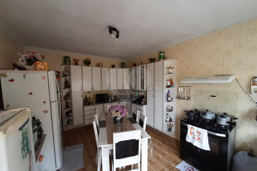 Prédio à venda com 6 quartos em Vila Maria, São Paulo, SP