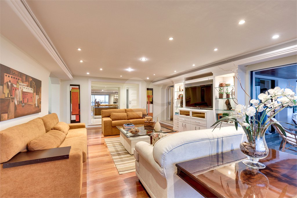 Apartamento à venda ou para alugar com 4 suítes em Alto da Boa Vista, São Paulo, SP