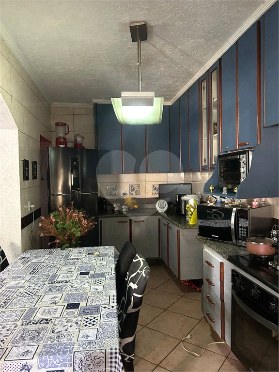 Sobrado à venda com 3 quartos, sendo 1 suíte,  em Tremembé, São Paulo, SP
