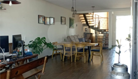 Casa à venda com 3 suítes no condomínio Campos do Conde Ii, Paulínia - SP