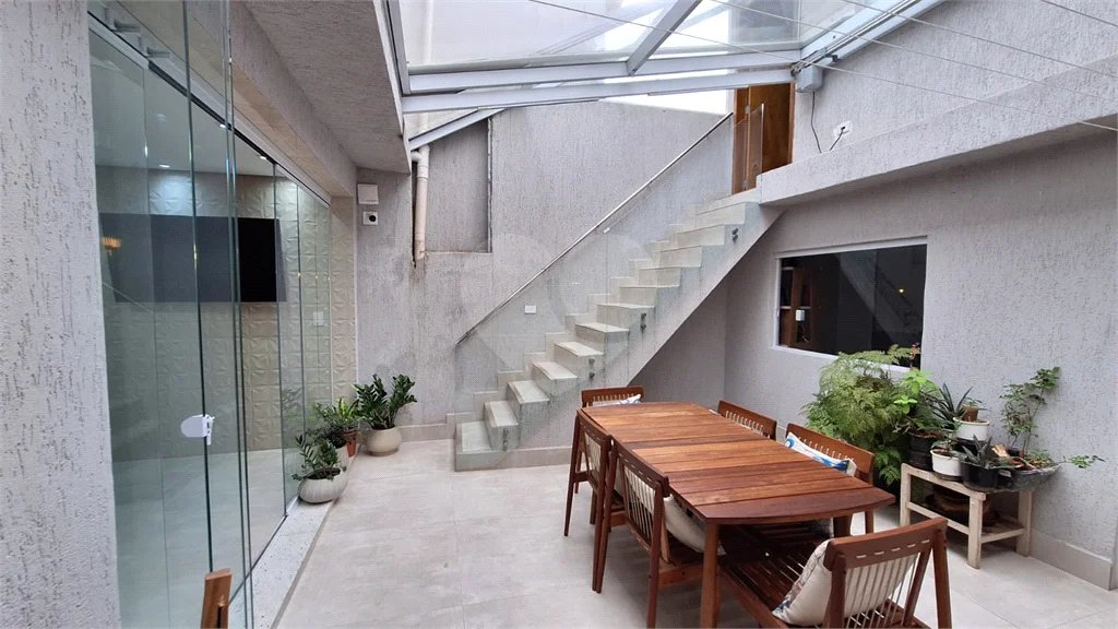 Casa à venda com 3 quartos, sendo 2 suítes, em Vila Medeiros, São Paulo, SP