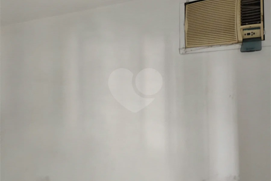 Sobrado na Vila Santa Catarina — 121 m² | Esquina Estratégica