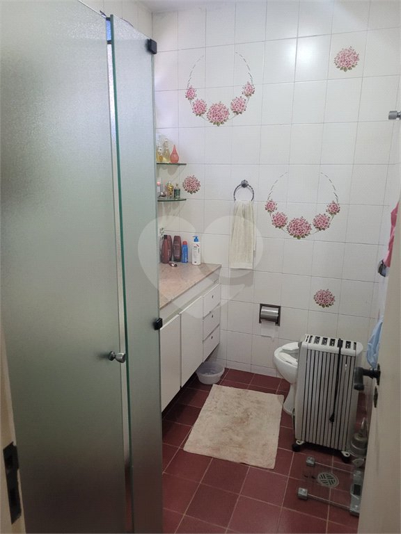 Casa à venda com 4 quartos, sendo 2 suítes, em Planalto Paulista, São Paulo, SP