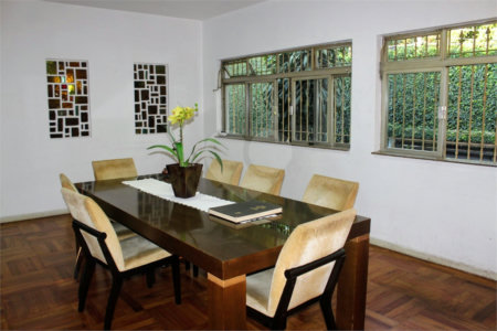 Casa à venda ou para alugar com 4 quartos, sendo 2 suítes, em Alto da Boa Vista, São Paulo, SP