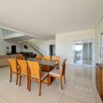 Casa à venda ou para alugar com 4 suítes no condomínio Residencial Jardim Primavera, Louveira - SP