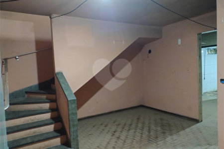 Casa Térrea à venda com 3 quartos em Vila Mariza Mazzei, São Paulo, SP