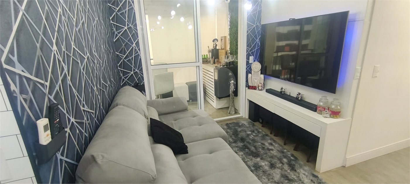 Apartamento à venda com 2 quartos, sendo 1 suíte, em Jardim Flor da Montanha, Guarulhos, SP