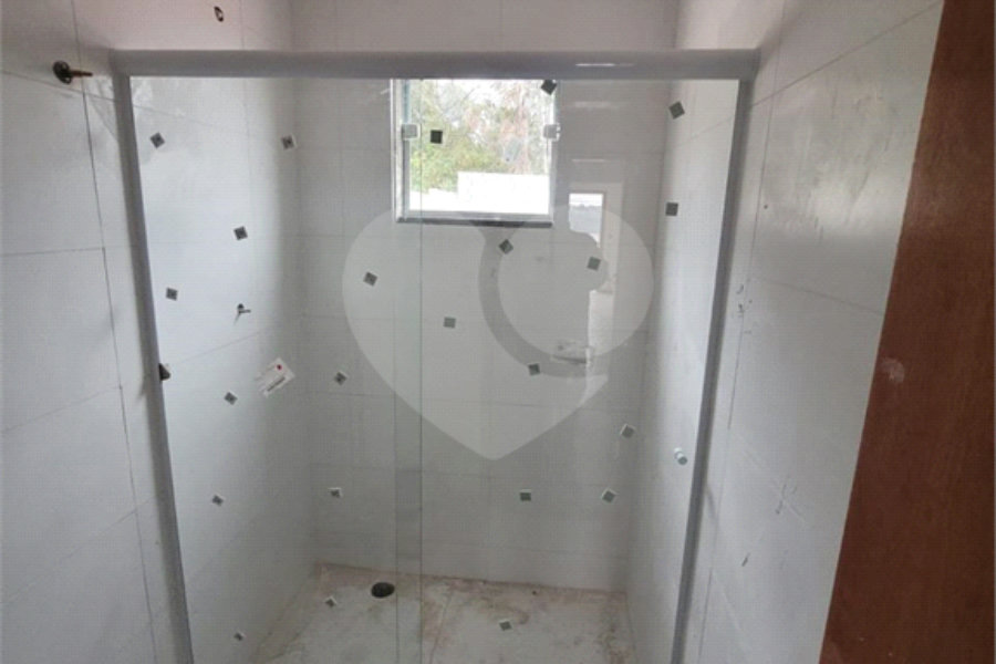 Casa à venda com 3 quartos, sendo 1 suíte, no condomínio Mirante da Mantiqueira I, Mairiporã - SP