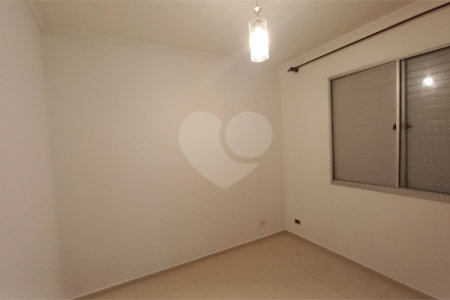 Apartamento à venda com 3 quartos em Jardim Londrina, São Paulo, SP