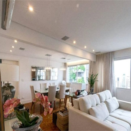 Apartamento à venda com 2 quartos, sendo 1 suíte, em Vila Olímpia, São Paulo, SP