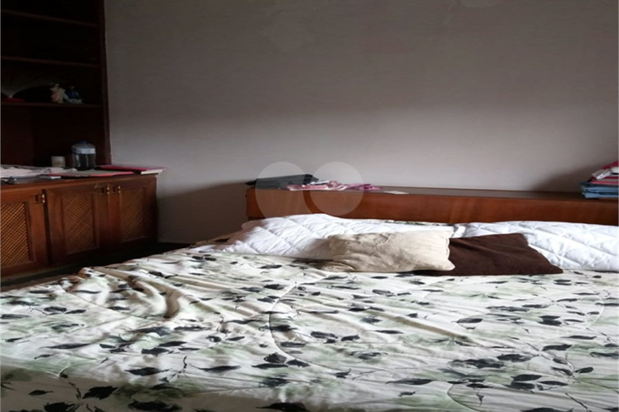 Sobrado à venda com 3 quartos em Santana, São Paulo, SP