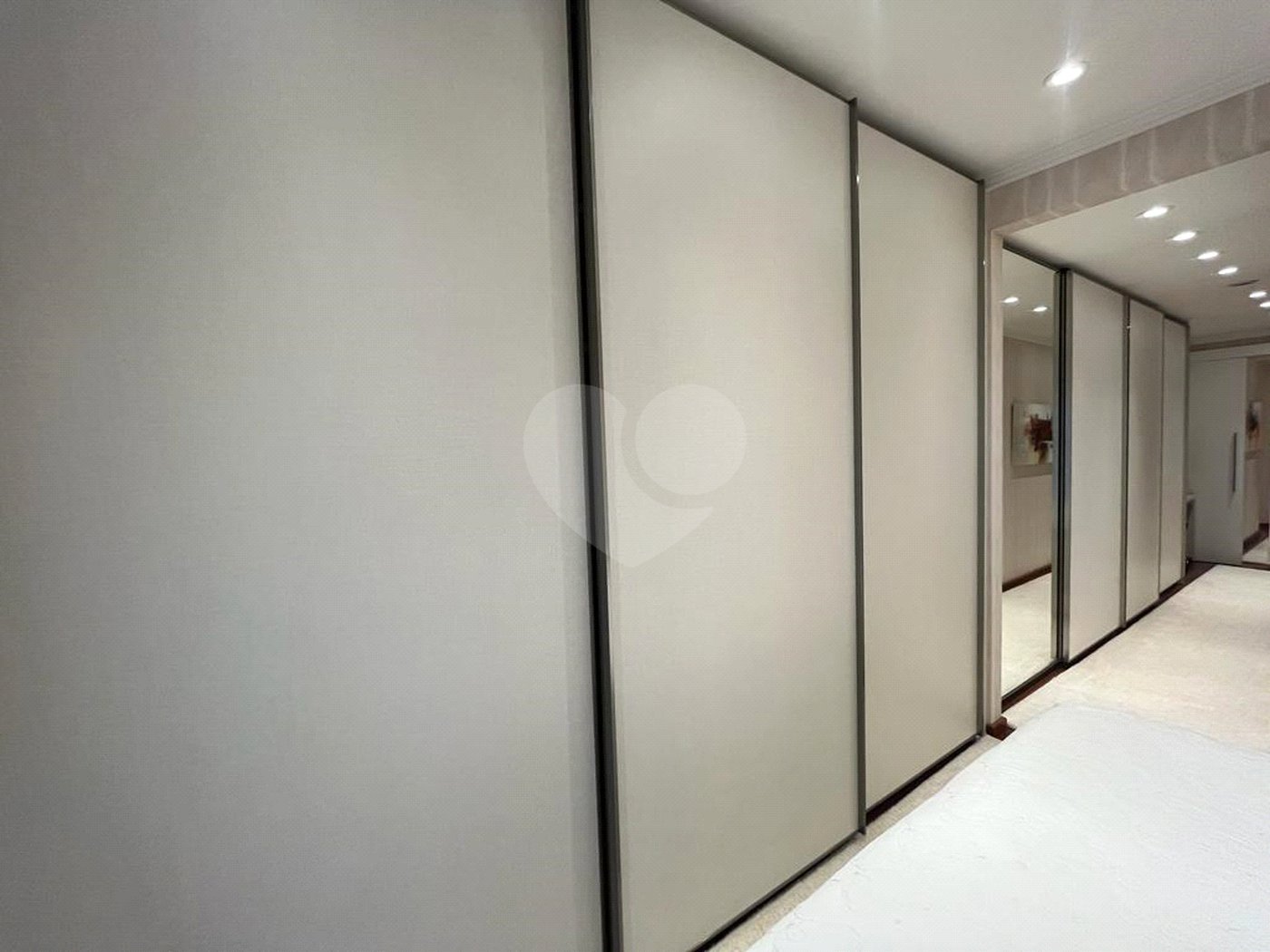 Apartamento à venda com 4 suítes em Santana, São Paulo, SP