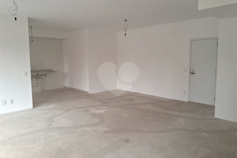 Apartamento à venda com 2 suítes em Alto da Lapa, São Paulo, SP
