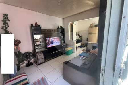 Casa à venda com 2 quartos em Vila Medeiros, São Paulo, SP