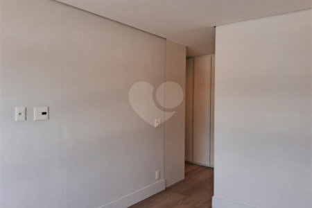 Apartamento à venda com 2 suítes em Bela Aliança, São Paulo, SP