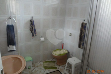 Sobrado à venda com 5 quartos, sendo 1 suíte, em Santana, São Paulo, SP