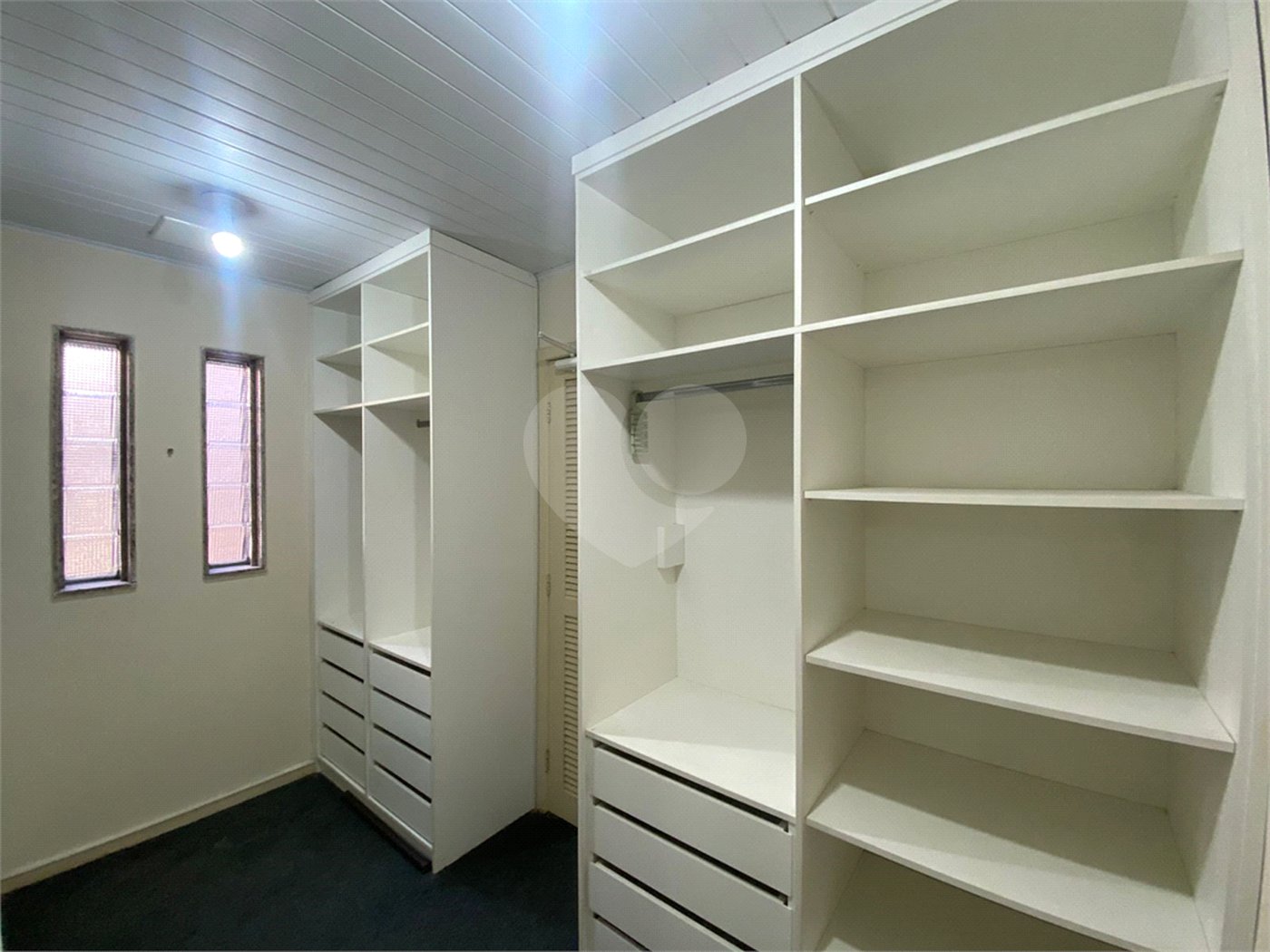 Casa à venda com 2 quartos, sendo 1 suíte, em Campo Grande, Rio de Janeiro, RJ