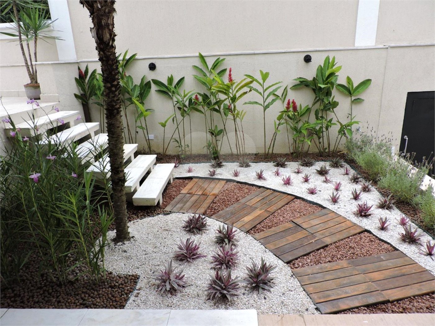 Casa à venda com 5 suítes em Paraisópolis, São Paulo, SP