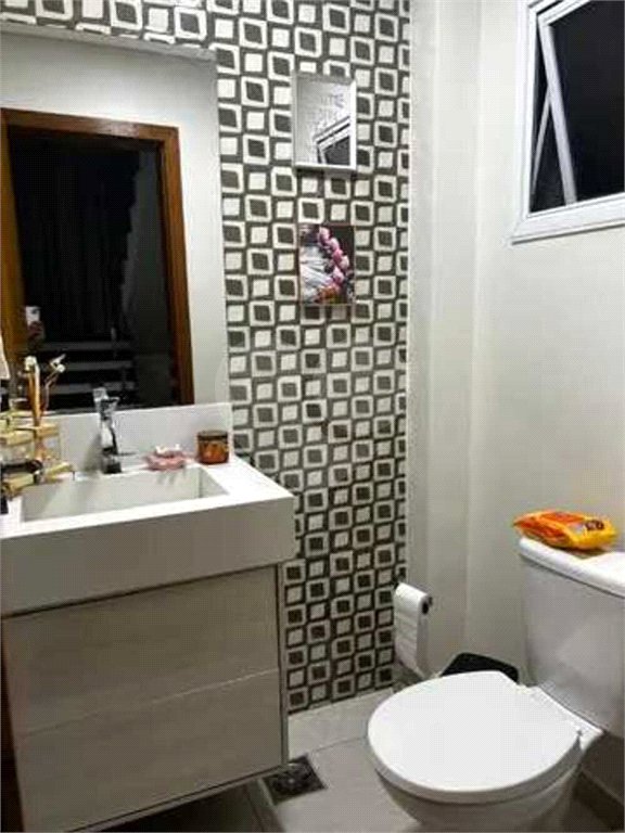 Casa à venda com 3 quartos, sendo 1 suíte, no condomínio Horto Florestal II, Sorocaba - SP