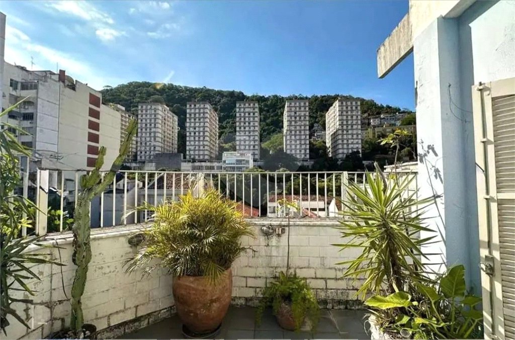 Cobertura à venda com 4 quartos, sendo 1 suíte,  em Copacabana, Rio de Janeiro, RJ