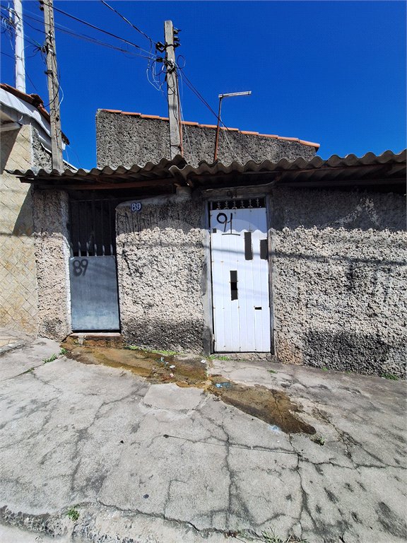 Casa à venda com 3 quartos, sendo 1 suíte, em Jardim Marisa, São Paulo, SP