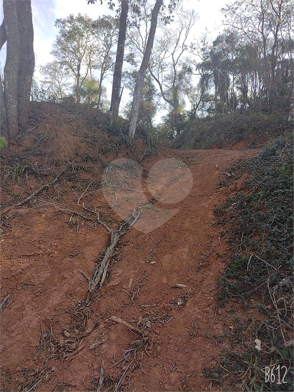 Terreno à venda no condomínio Associação Mirante da Mantiqueira, Mairiporã - SP