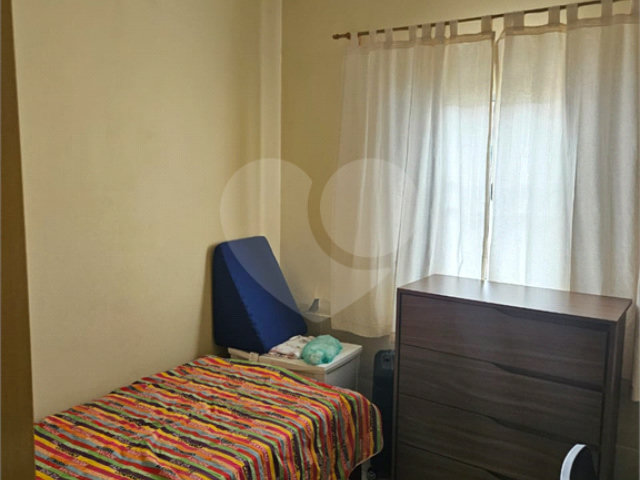 Sobrado à venda com 9 quartos em Vila Sabrina, São Paulo, SP