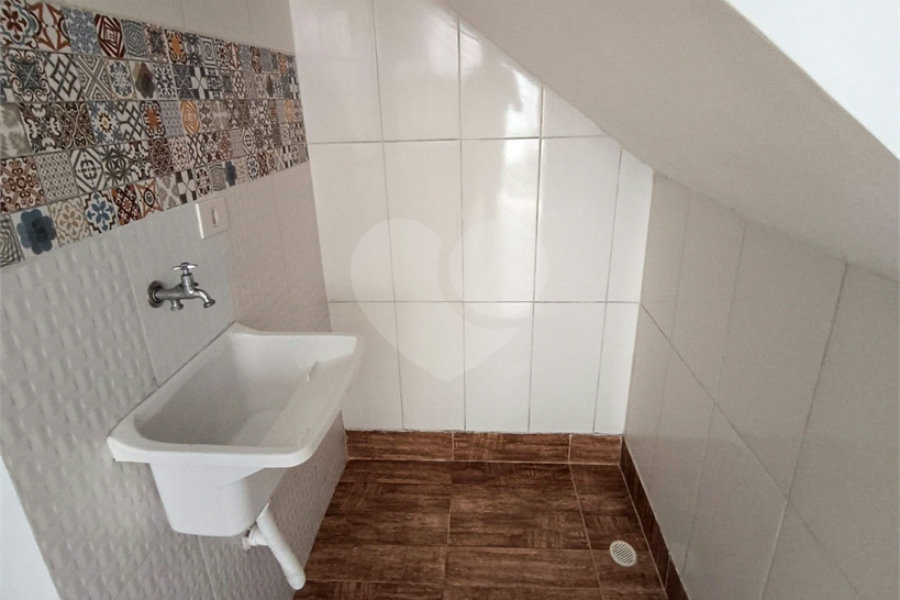 Casa para alugar com 1 quarto no condomínio Cond R Claudio Rodrigues Lopes, São Paulo - SP