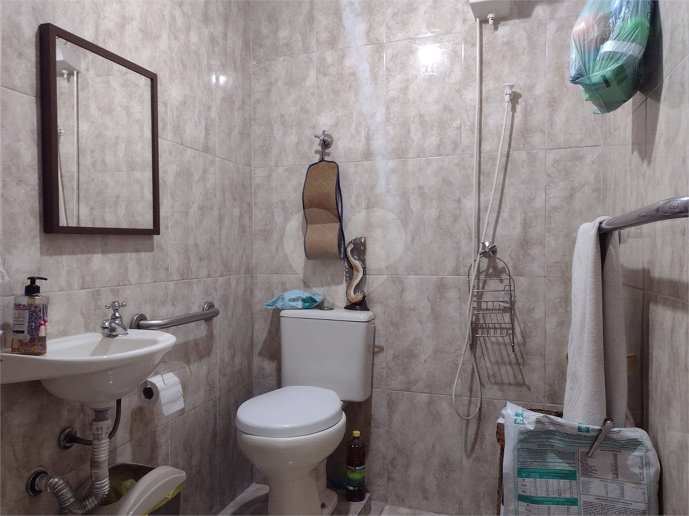 Casa à venda com 4 quartos, sendo 2 suítes, em Vila Gustavo, São Paulo, SP