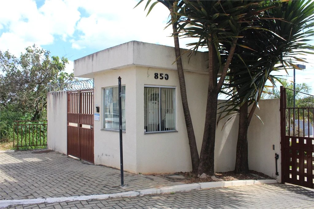 Apartamento à venda com 2 quartos em Outeiro de Passárgada, Cotia, SP